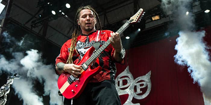 5FDP 吉他手巴托里以$2800万美元的价格出售拉斯维加斯城堡
